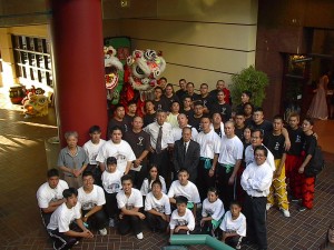 03 - Frank Tze Wedding Lion teams